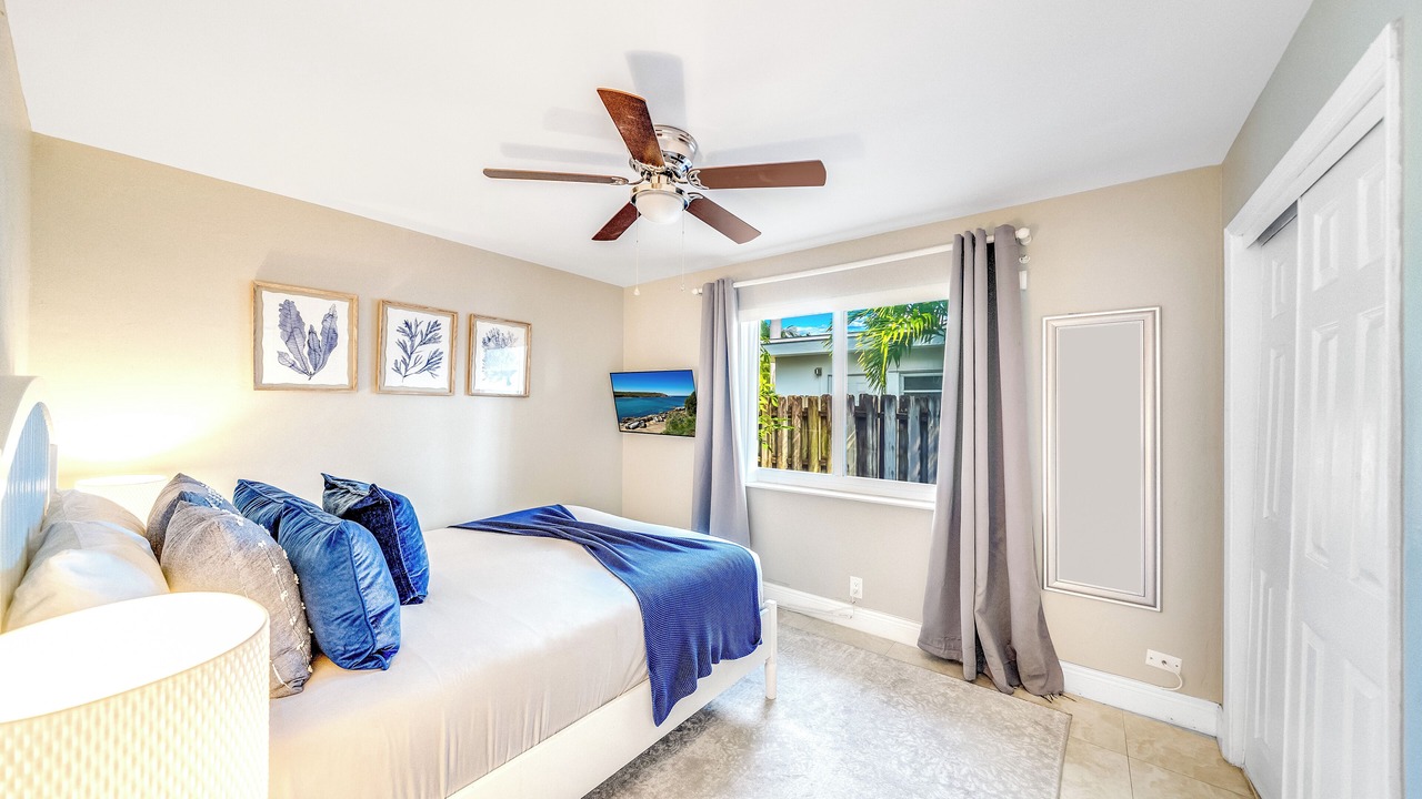 Photo of Bedroom in Santa Barbara Estates