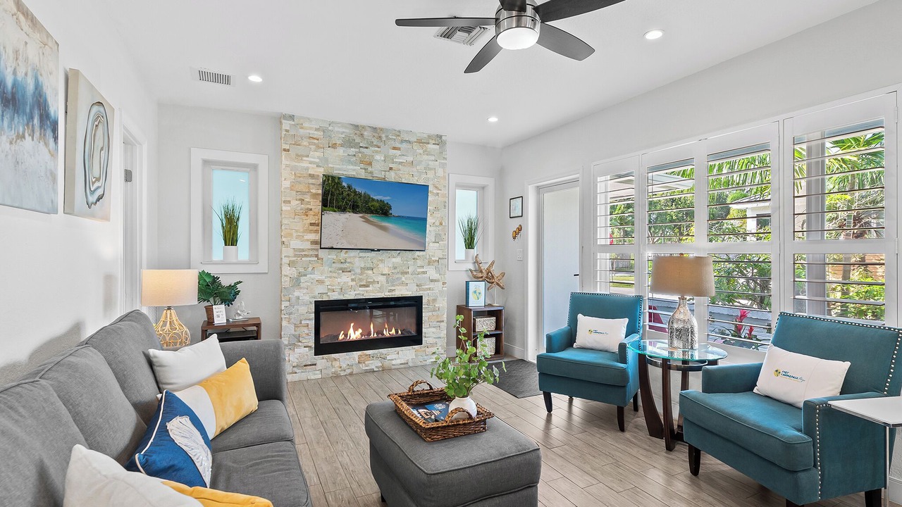 Photo of Livingroom in Poinsettia Heights