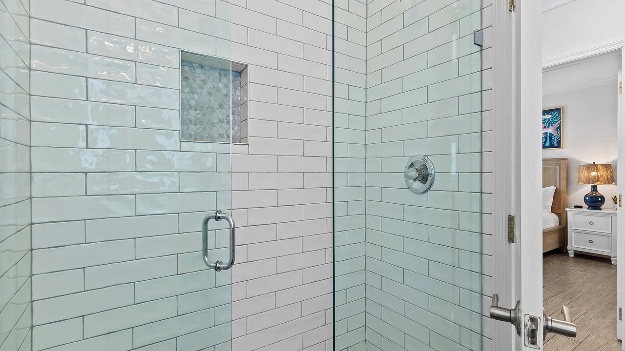 Photo of Bathroom in Poinsettia Heights
