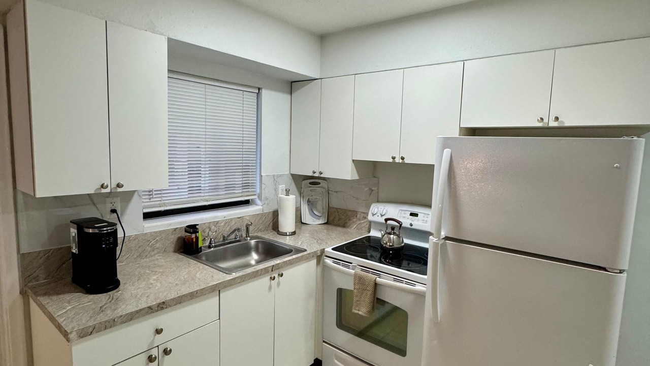 Photo of Kitchen in North Central Hollywood