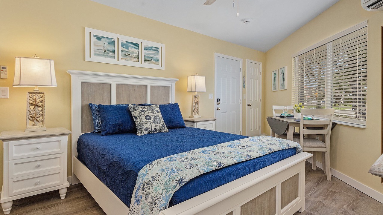 Photo of Bedroom in Mid Island