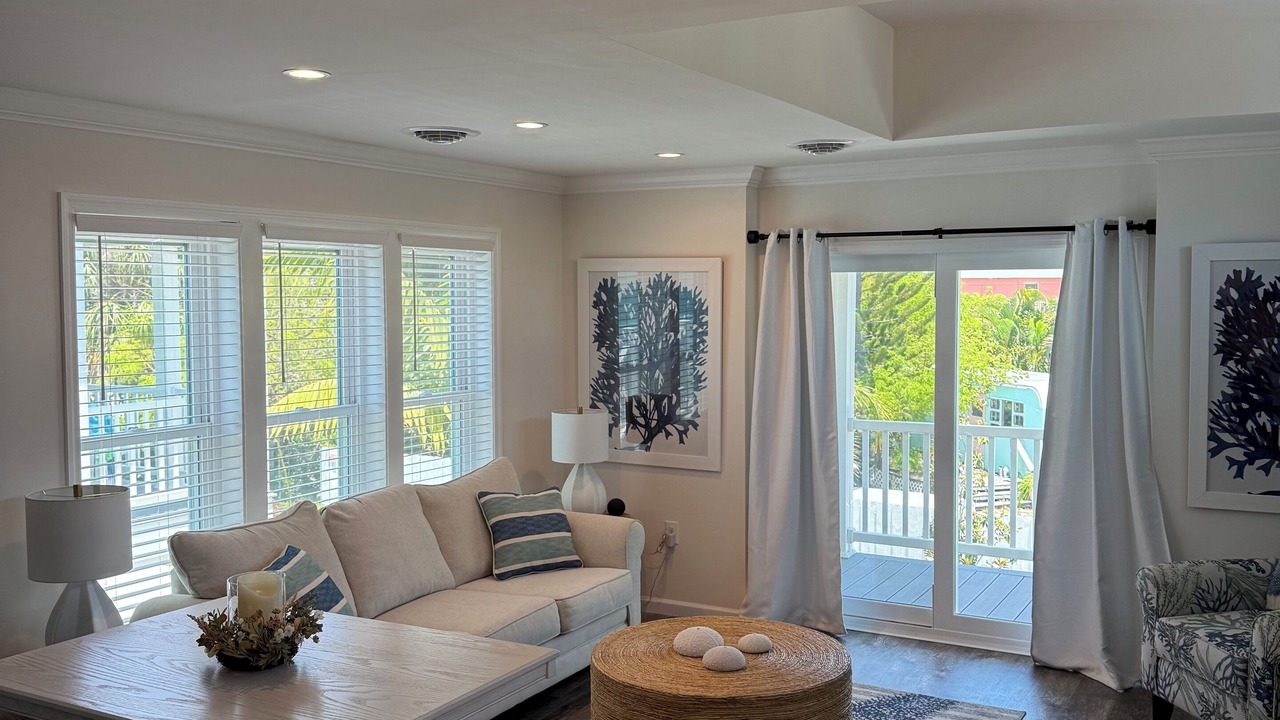Photo of Livingroom in Jensen Beach
