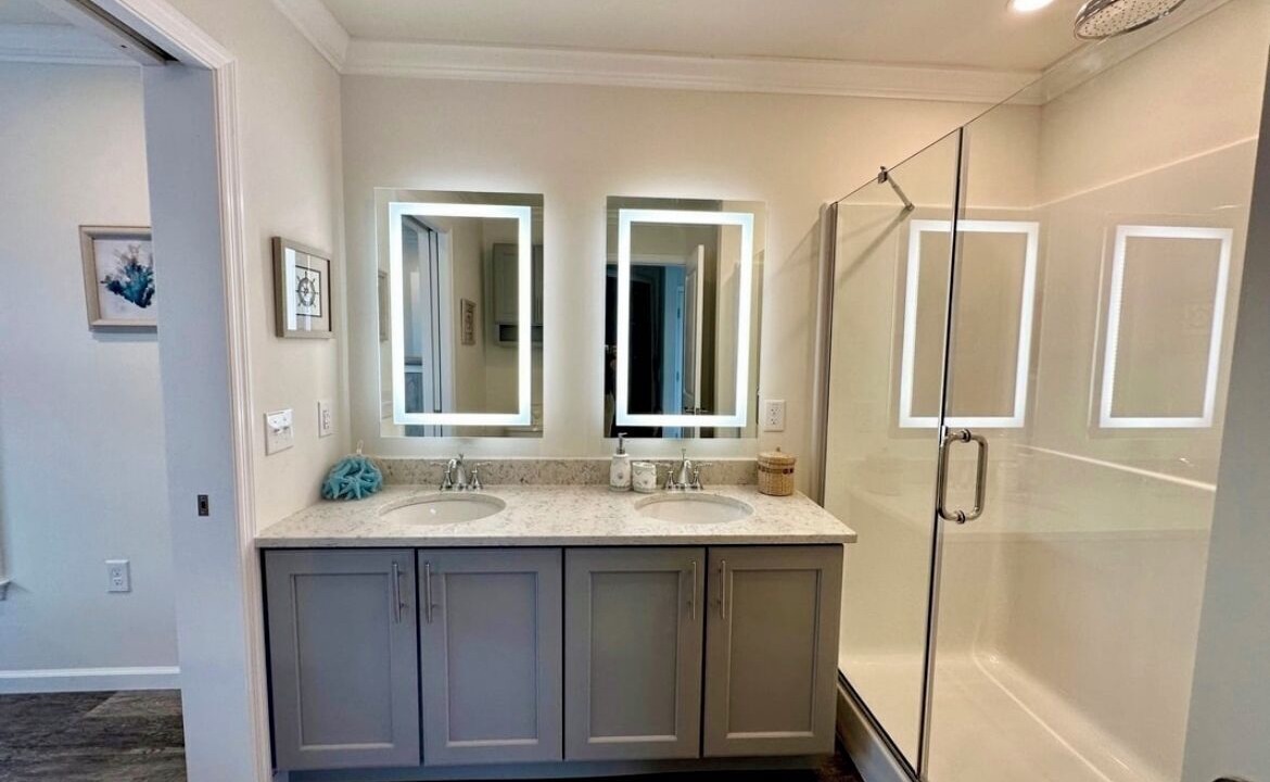 Photo of Bathroom in Jensen Beach