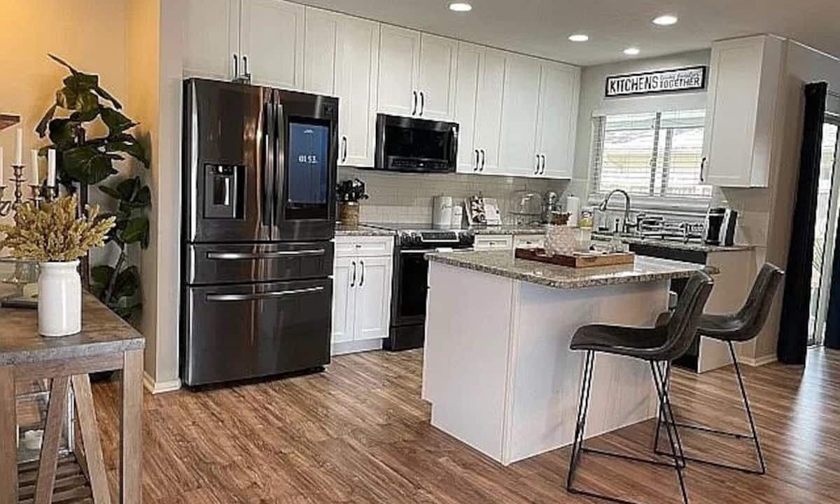 Photo of Kitchen in Pinebrook Estates