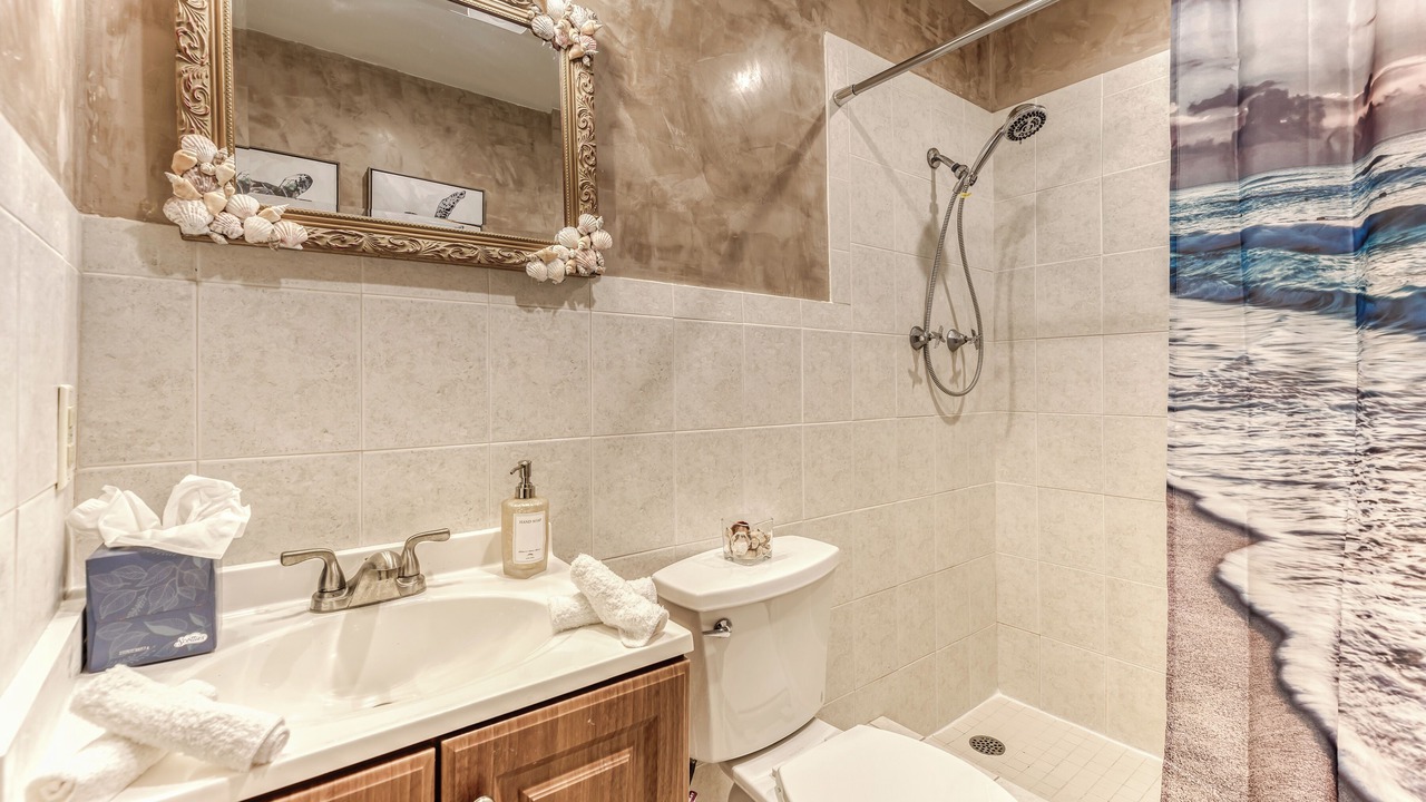 Photo of Bathroom in Lauderdale Beach