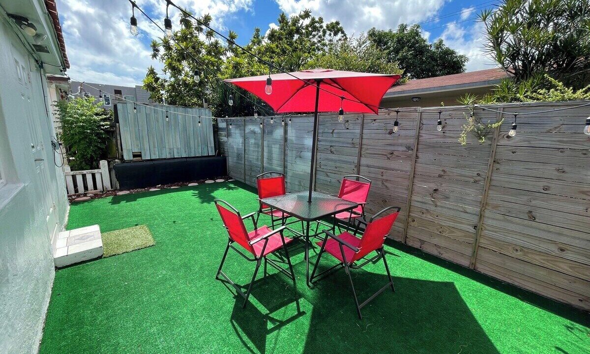 Photo of Outdoor in Coral Way