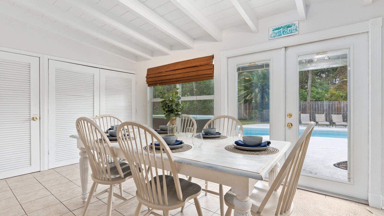 Photo of Livingroom in Stuart