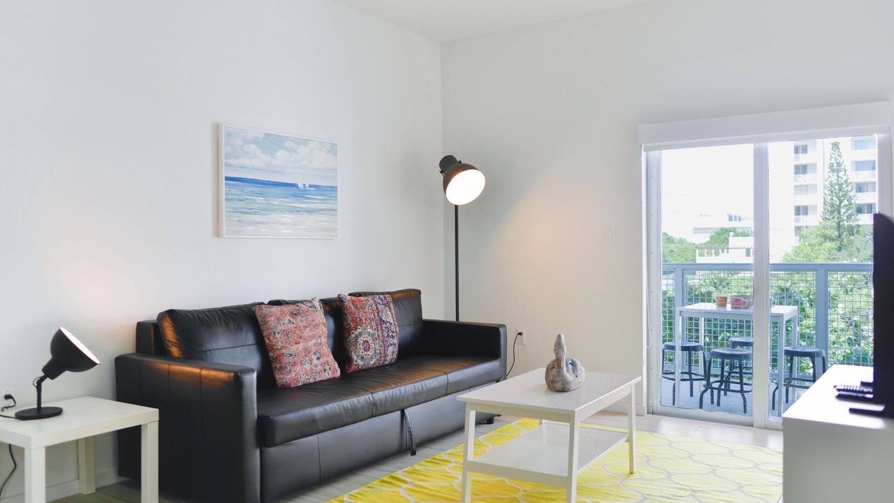 Photo of Livingroom in Midtown
