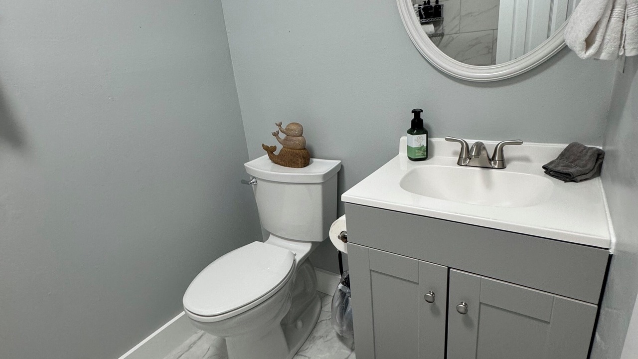 Photo of Bathroom in De Funiak Springs