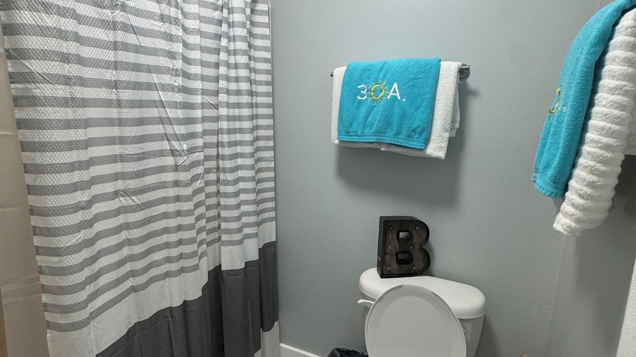 Photo of Bathroom in De Funiak Springs