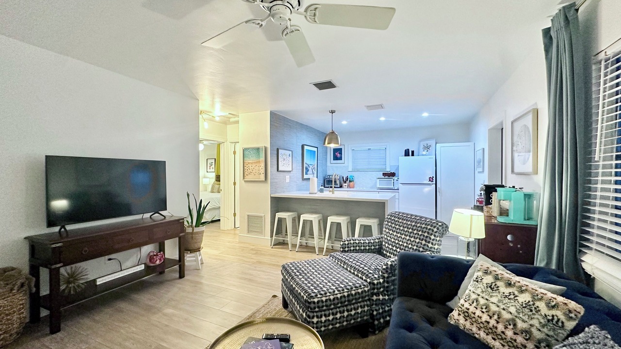 Photo of Livingroom in Downtown Dunedin
