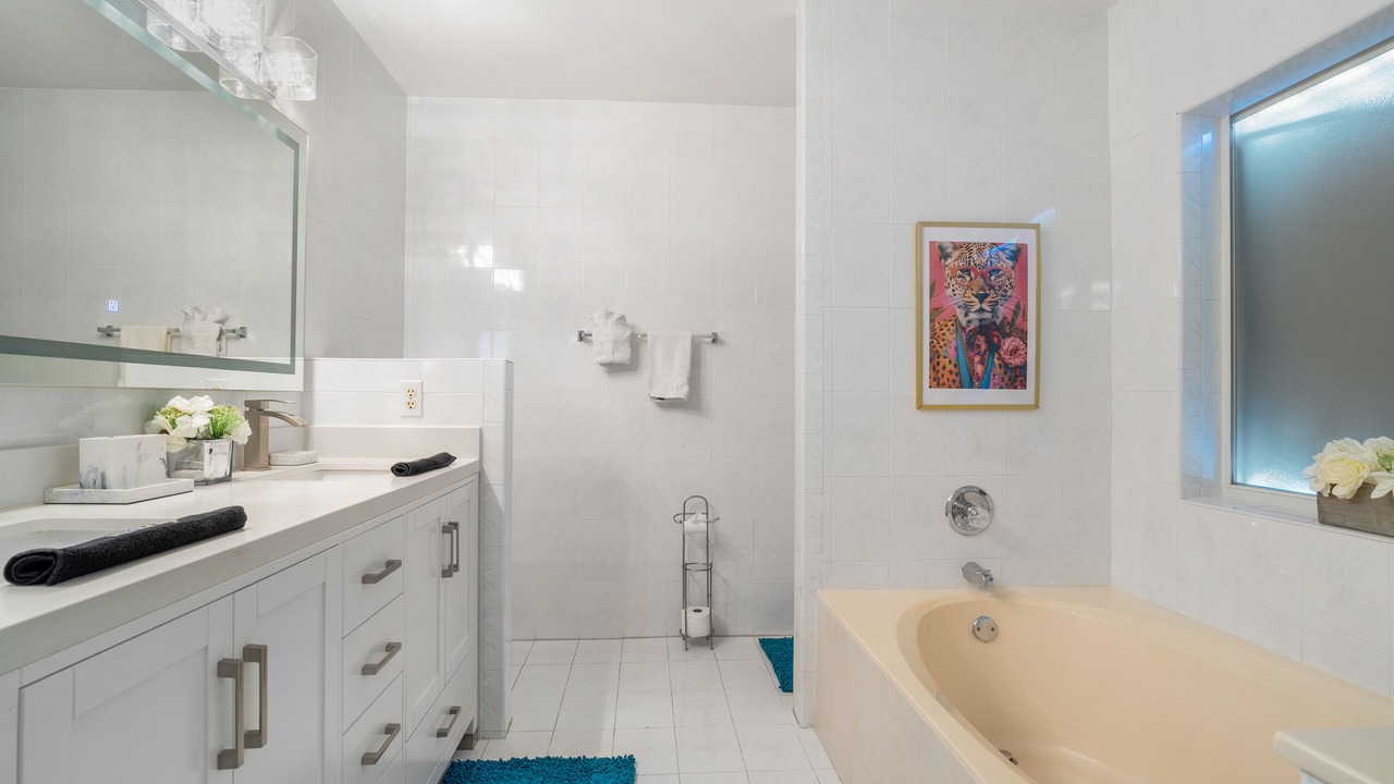 Photo of Bathroom in Richmond West