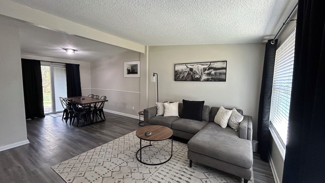 Photo of Livingroom in Arlington