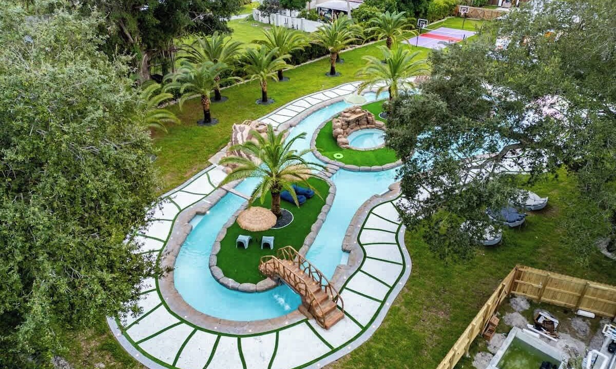Photo of Outdoor in Golden Glades
