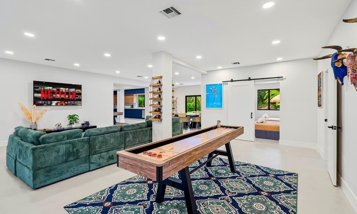 Photo of Bedroom in Golden Glades