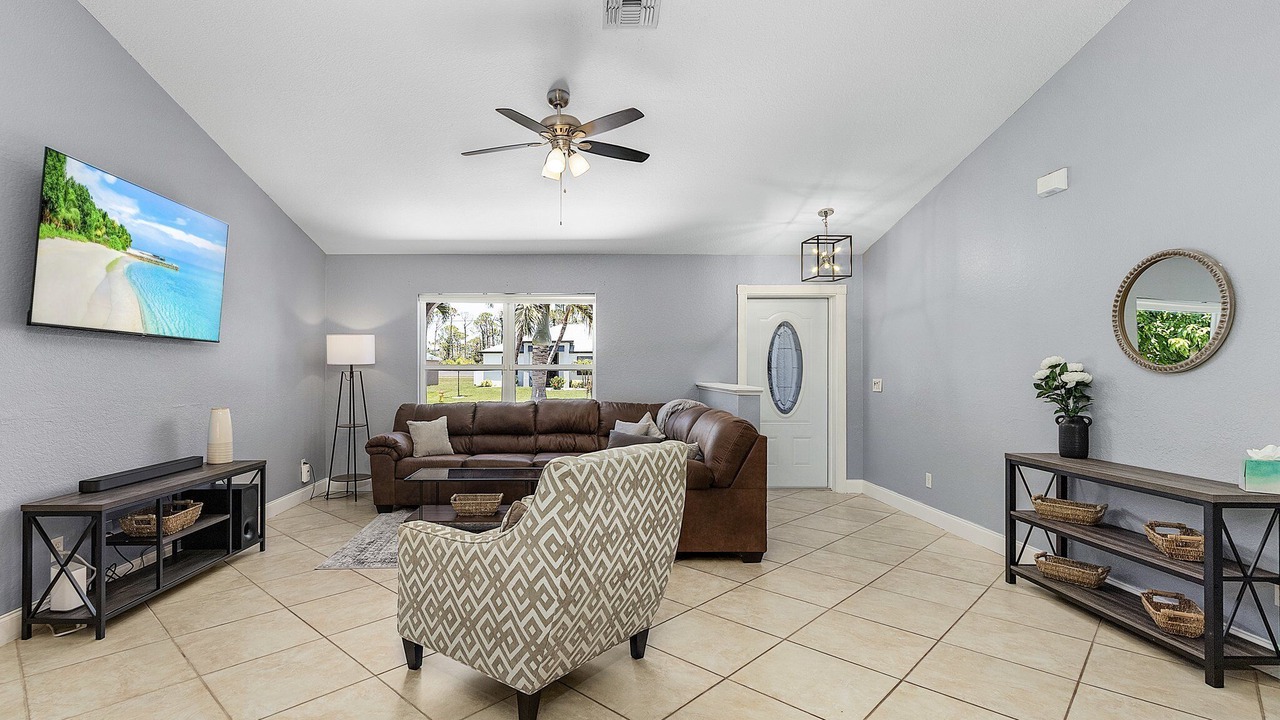 Photo of Livingroom in Trafalgar