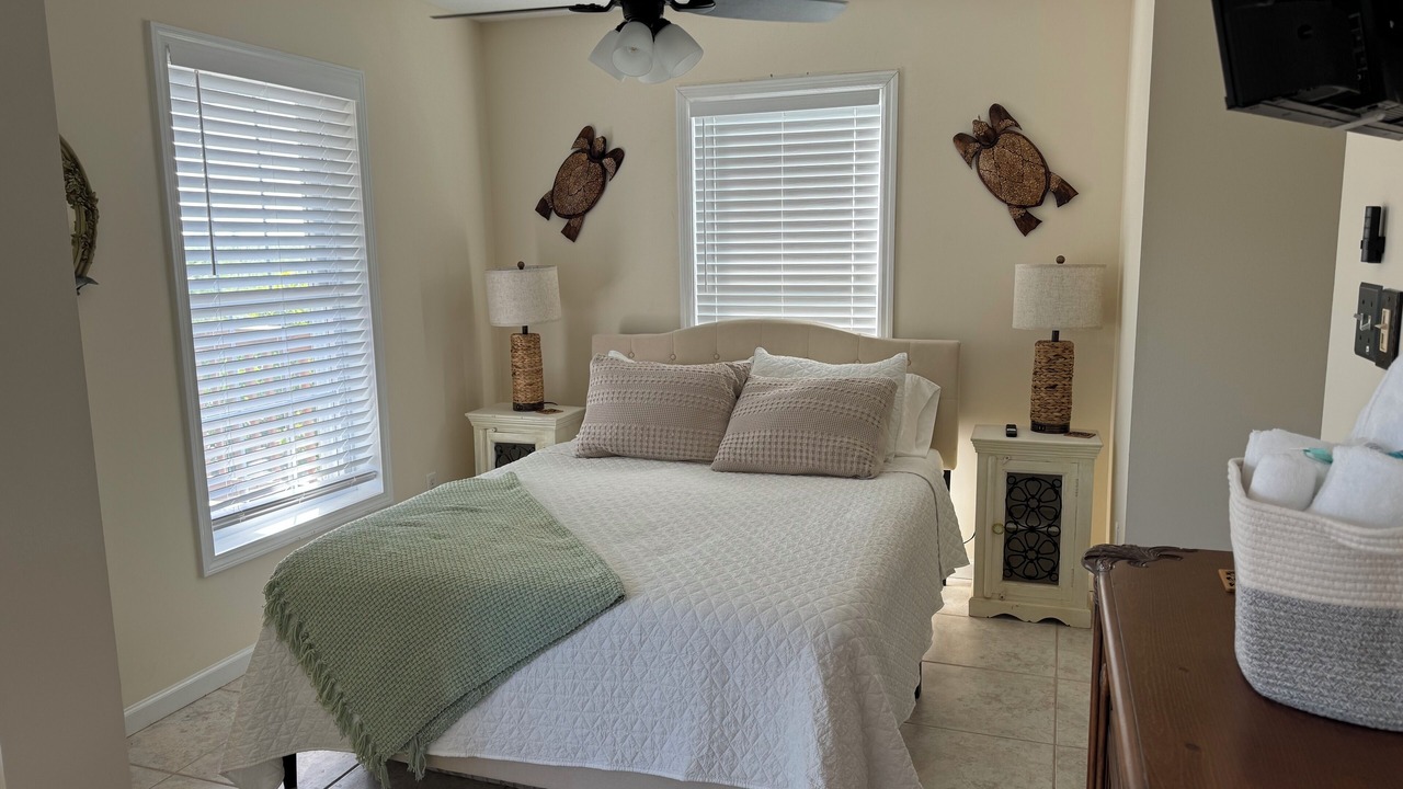 Photo of Bedroom in Big Pine Key