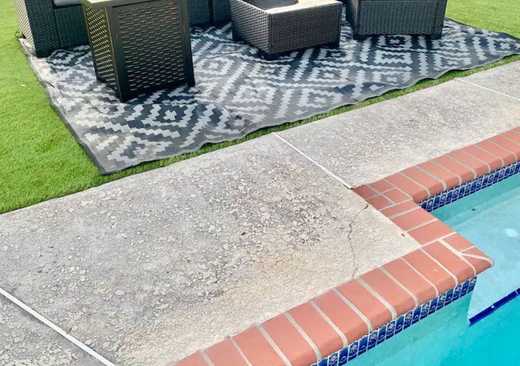 Photo of Patio Balcony in South Pinellas Community Council