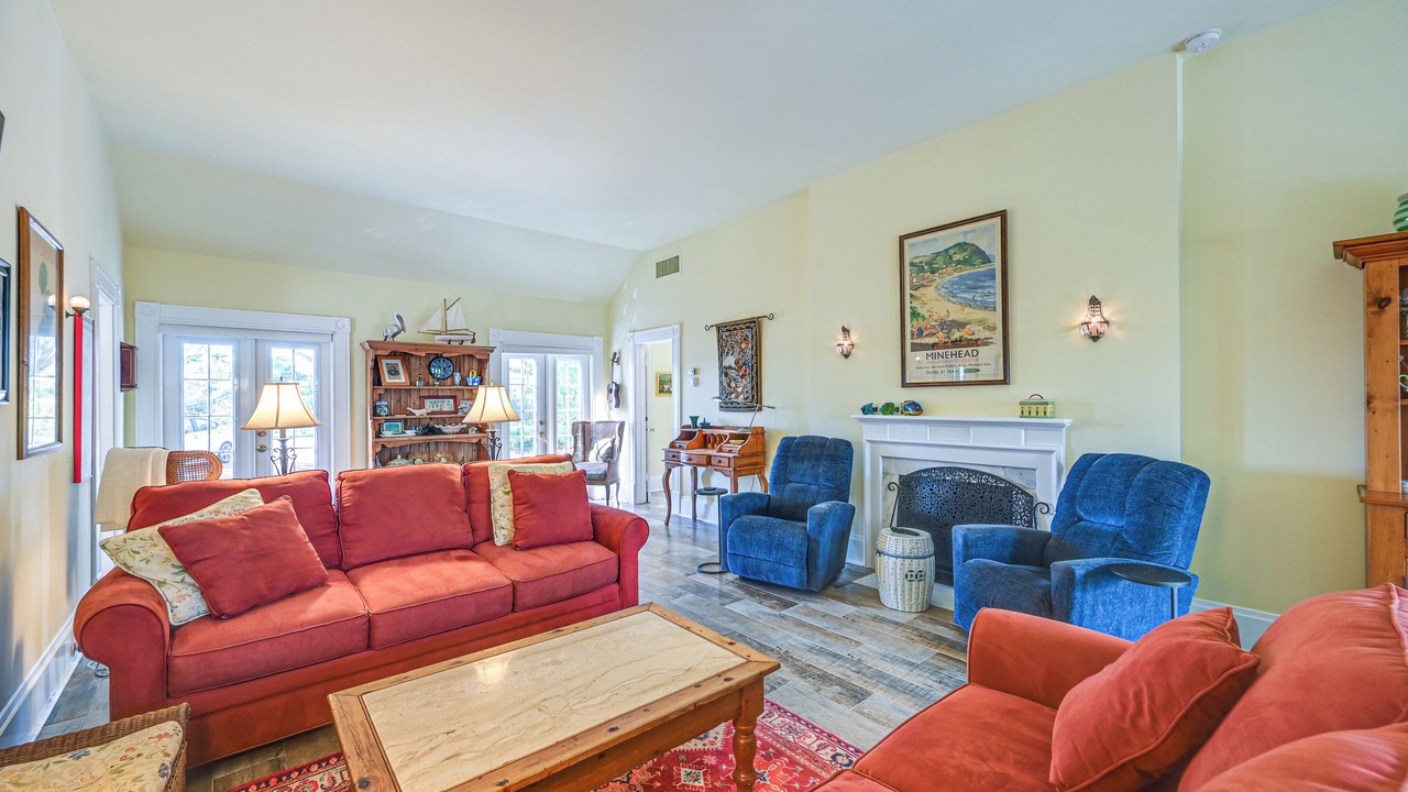 Photo of Livingroom in Coquina Sands