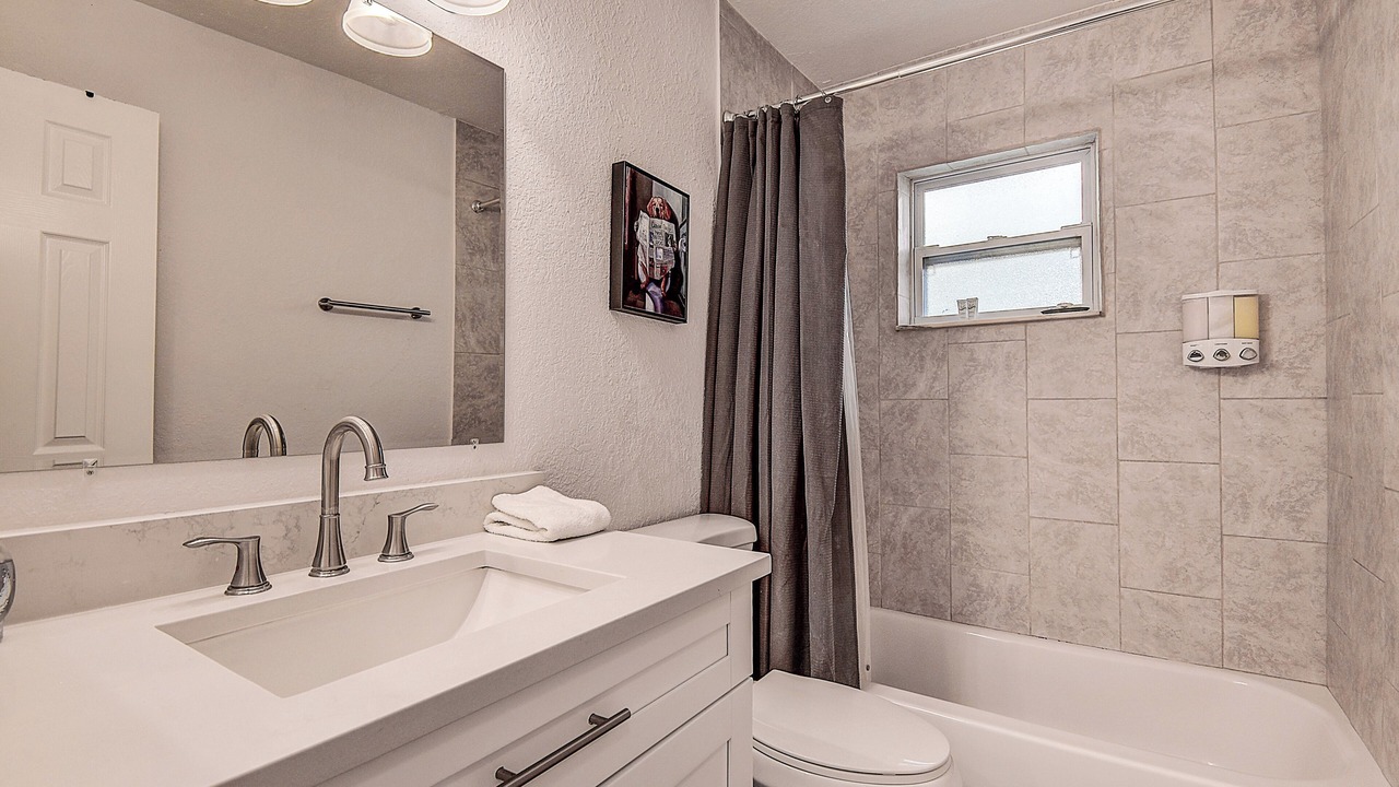 Photo of Bathroom in Sun Bay South