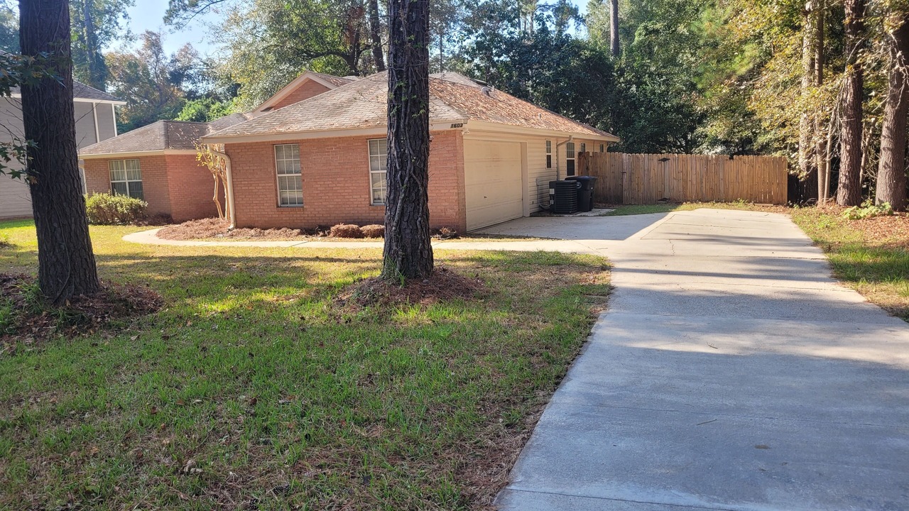Photo of Outdoor in Killearn Lakes