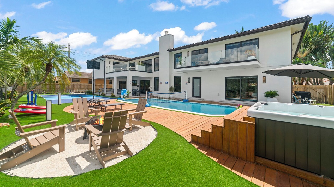 Photo of Outdoor in Country Club