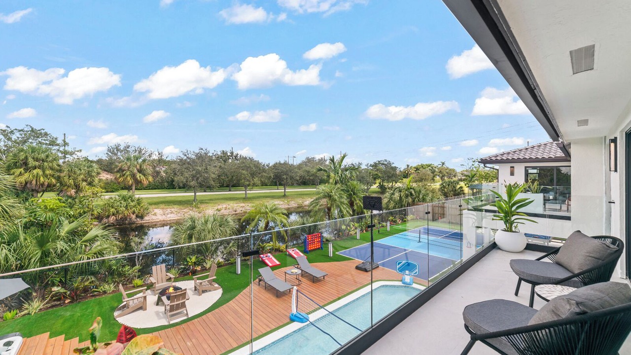 Photo of Outdoor in Country Club