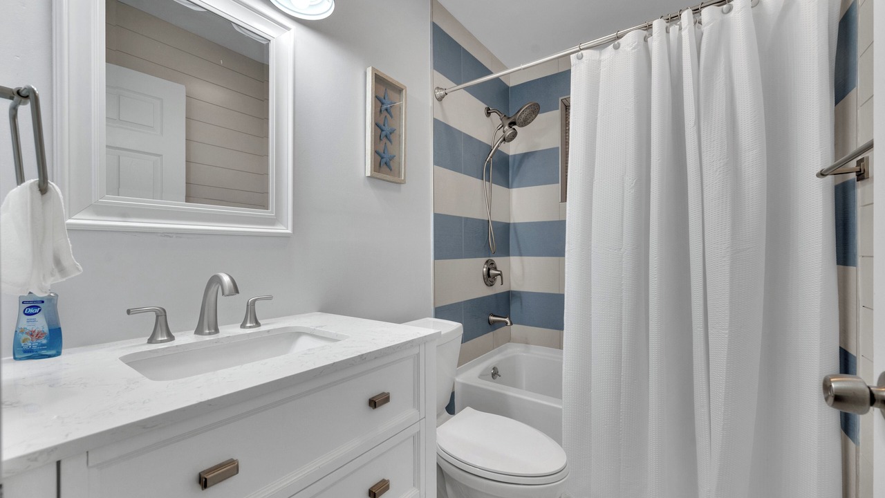 Photo of Bathroom in North River Shores