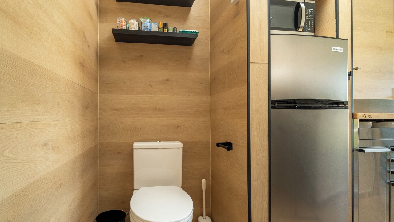 Photo of Bathroom in Golden Glades