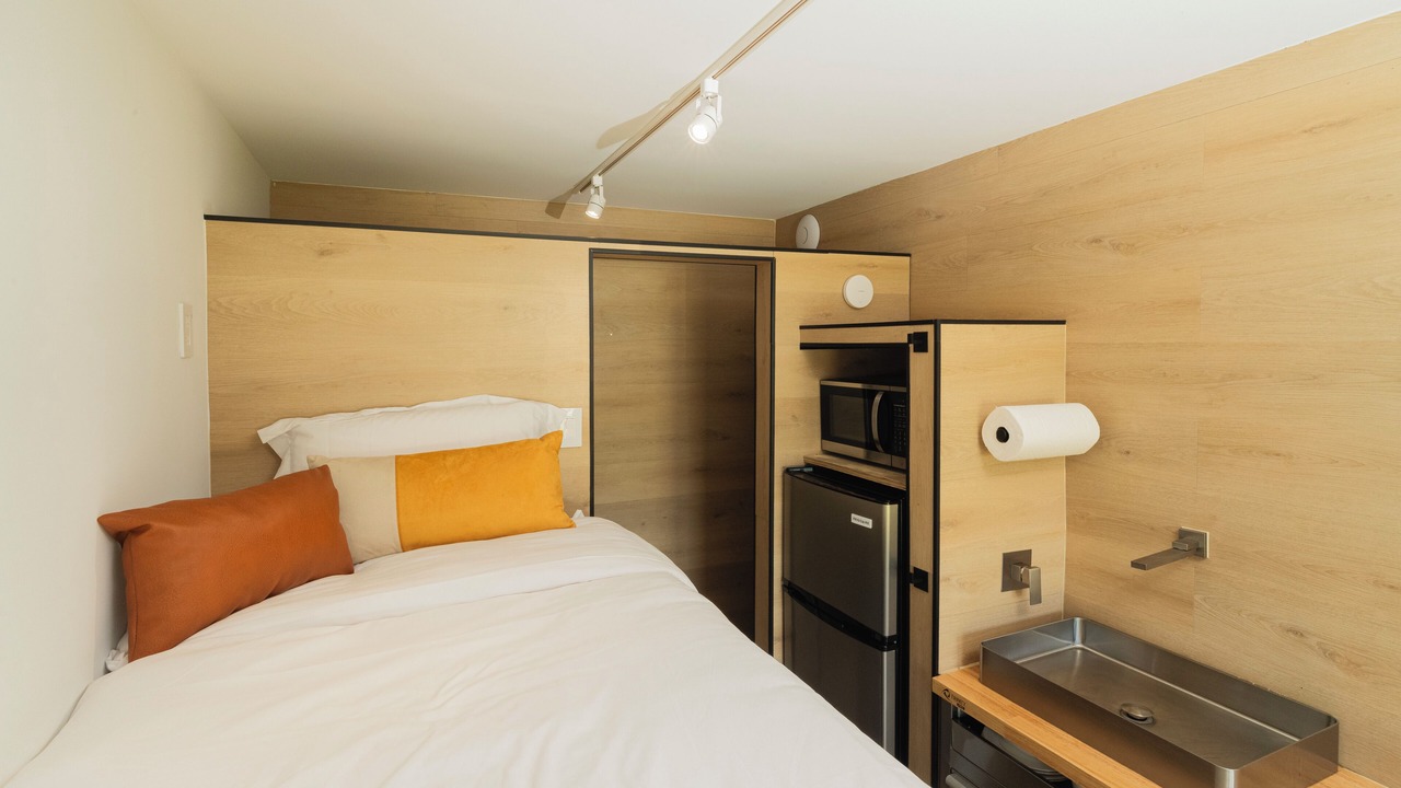 Photo of Bedroom in Golden Glades