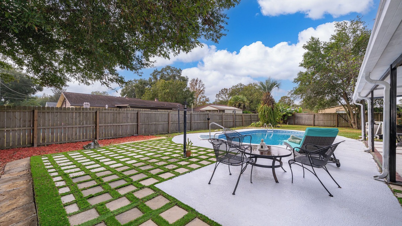 Photo of Patio Balcony in Candler