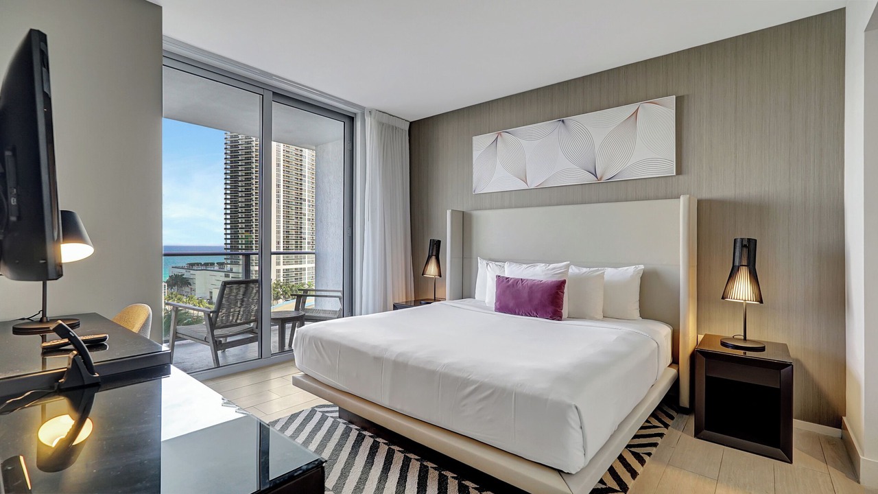 Photo of Bedroom in Hallandale Beach