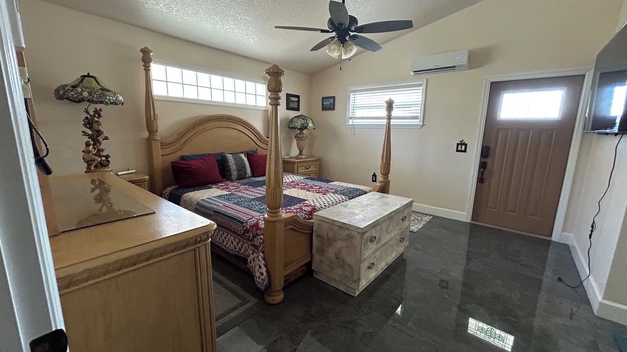 Photo of Bedroom in Ozona