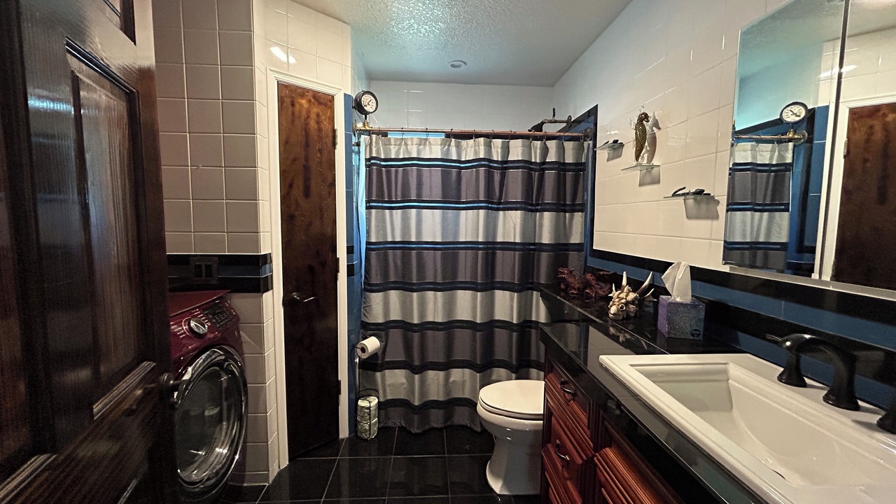 Photo of Bathroom in Ozona