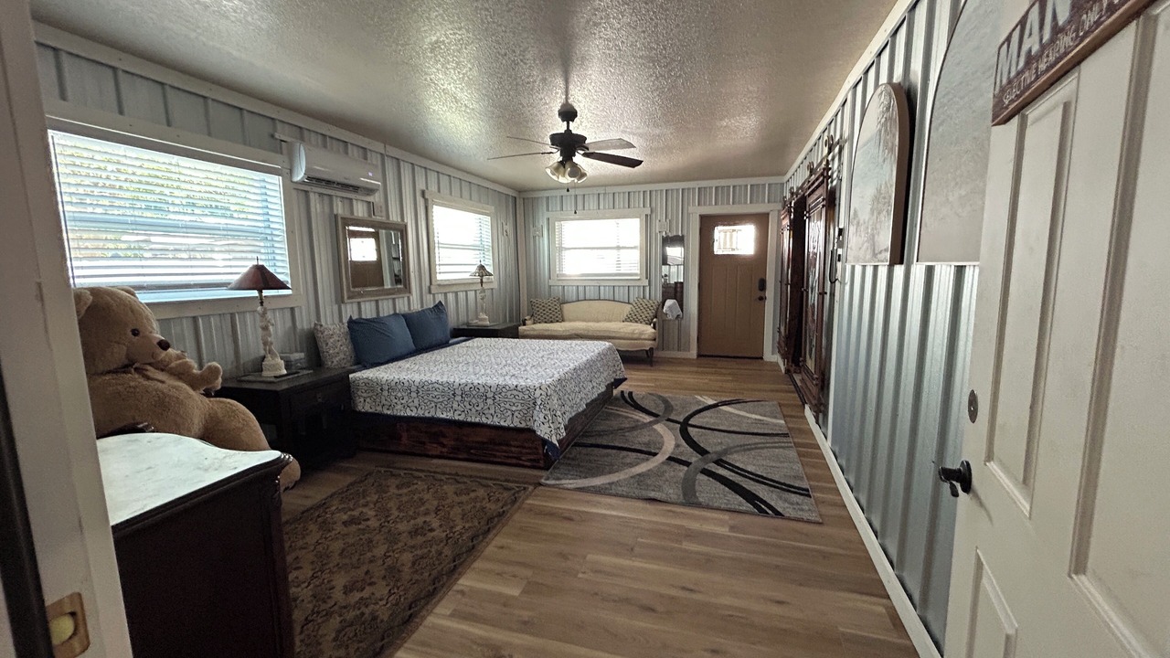 Photo of Bedroom in Ozona