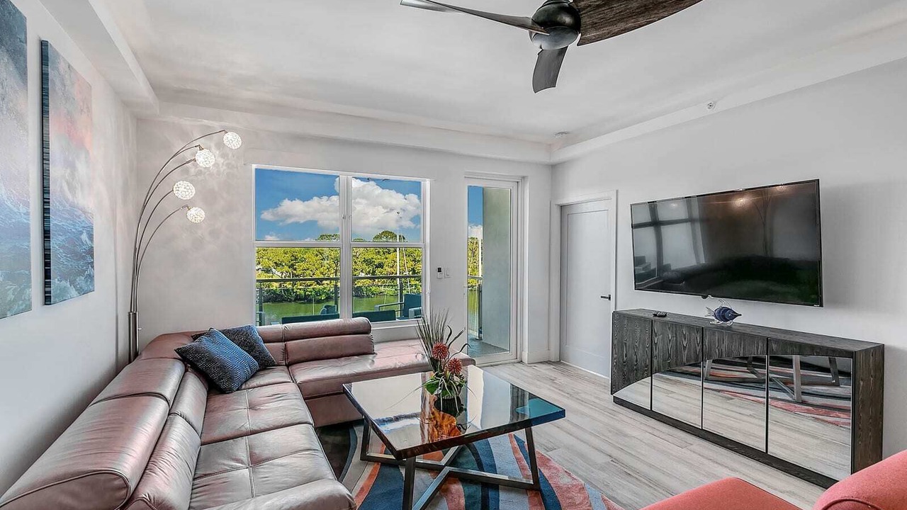 Photo of Livingroom in Merritt Island