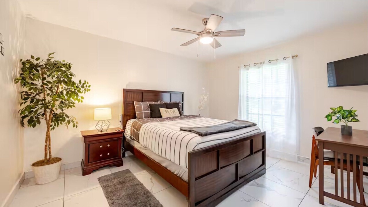 Photo of Bedroom in Deltona Lakes