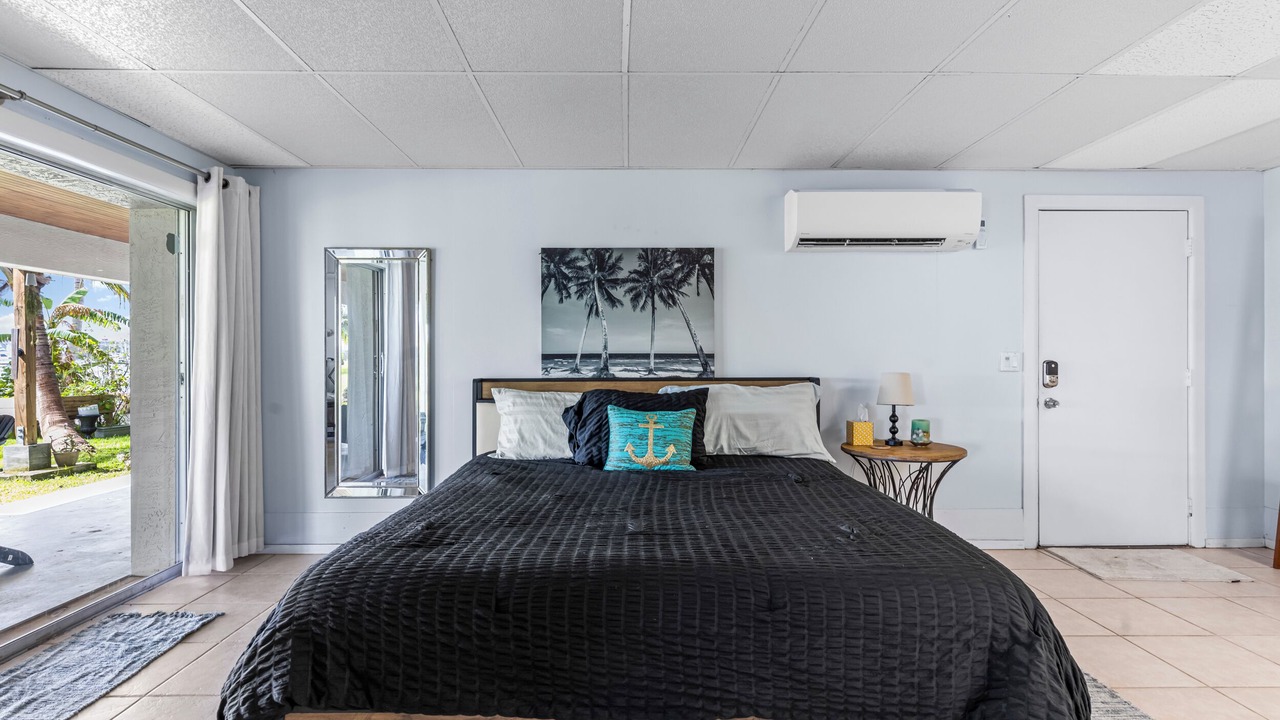 Photo of Bedroom in Jensen Beach