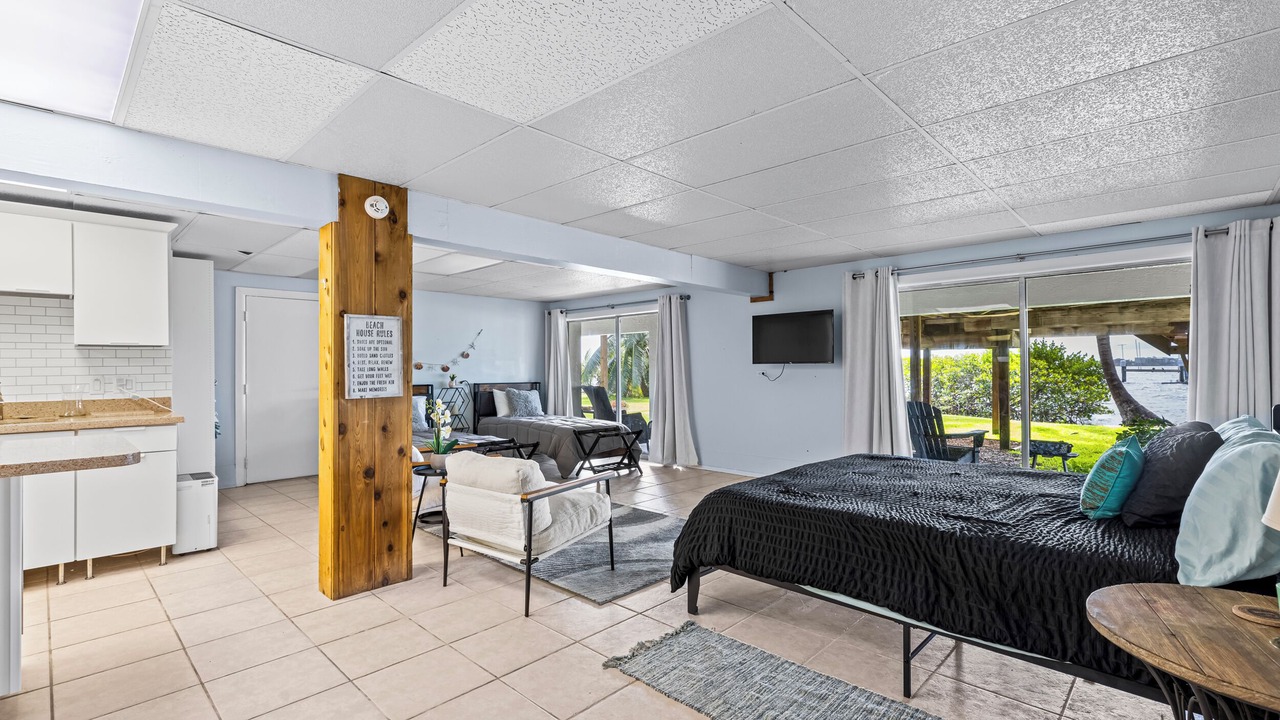 Photo of Bedroom in Jensen Beach