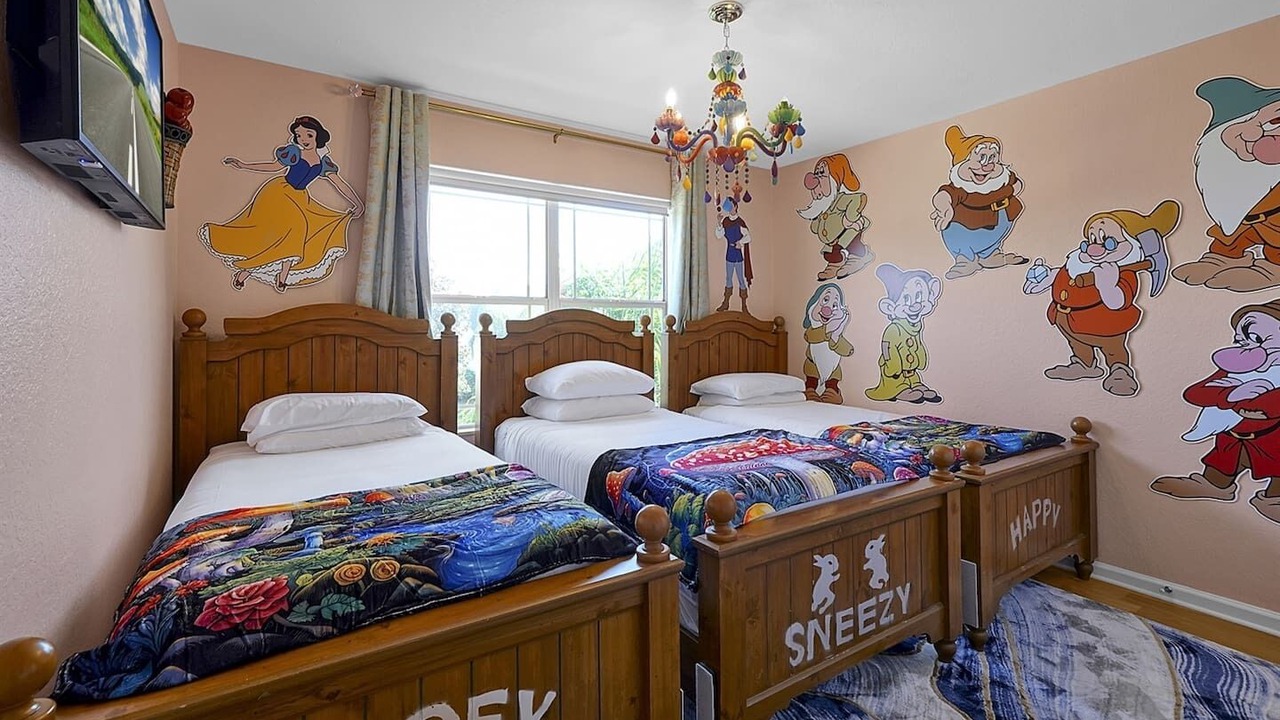 Photo of Bedroom in Trafalgar Village