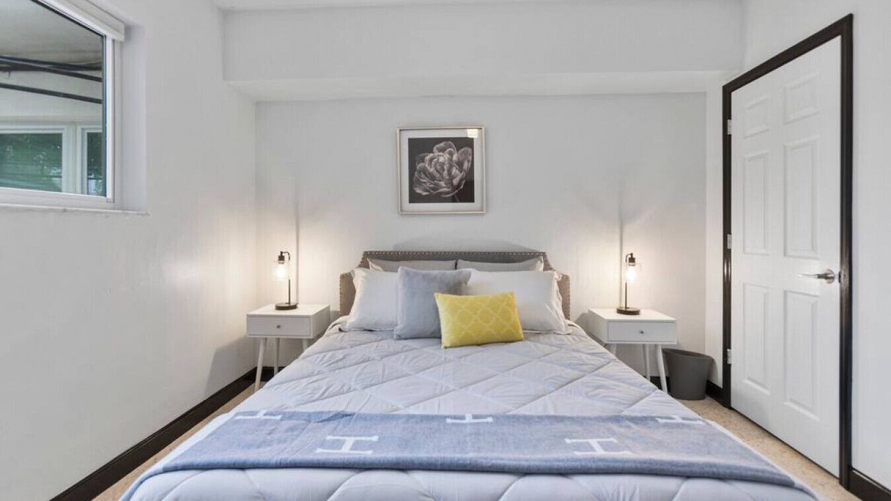 Photo of Bedroom in El Portal