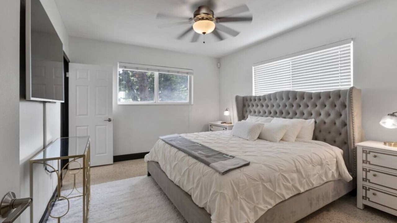 Photo of Bedroom in El Portal
