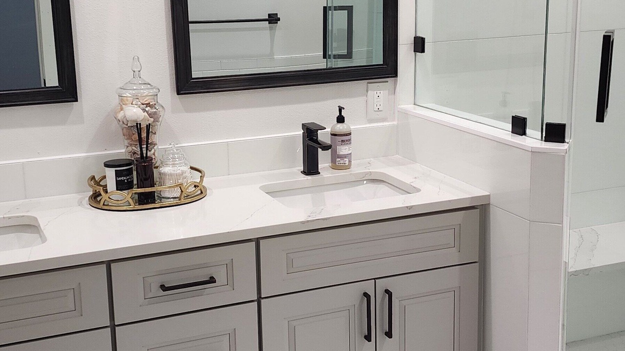 Photo of Bathroom in Arlington Park