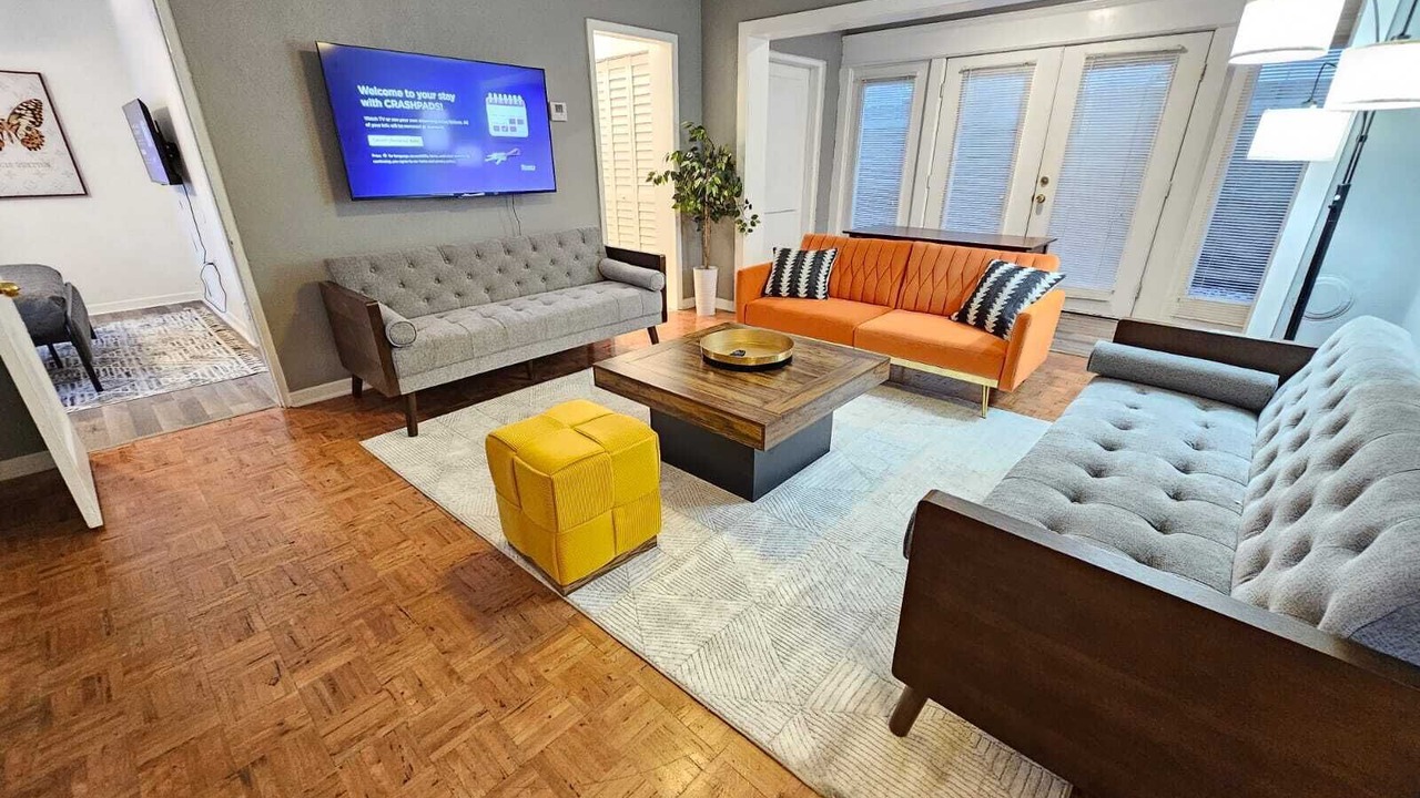 Photo of Livingroom in Colonialtown South
