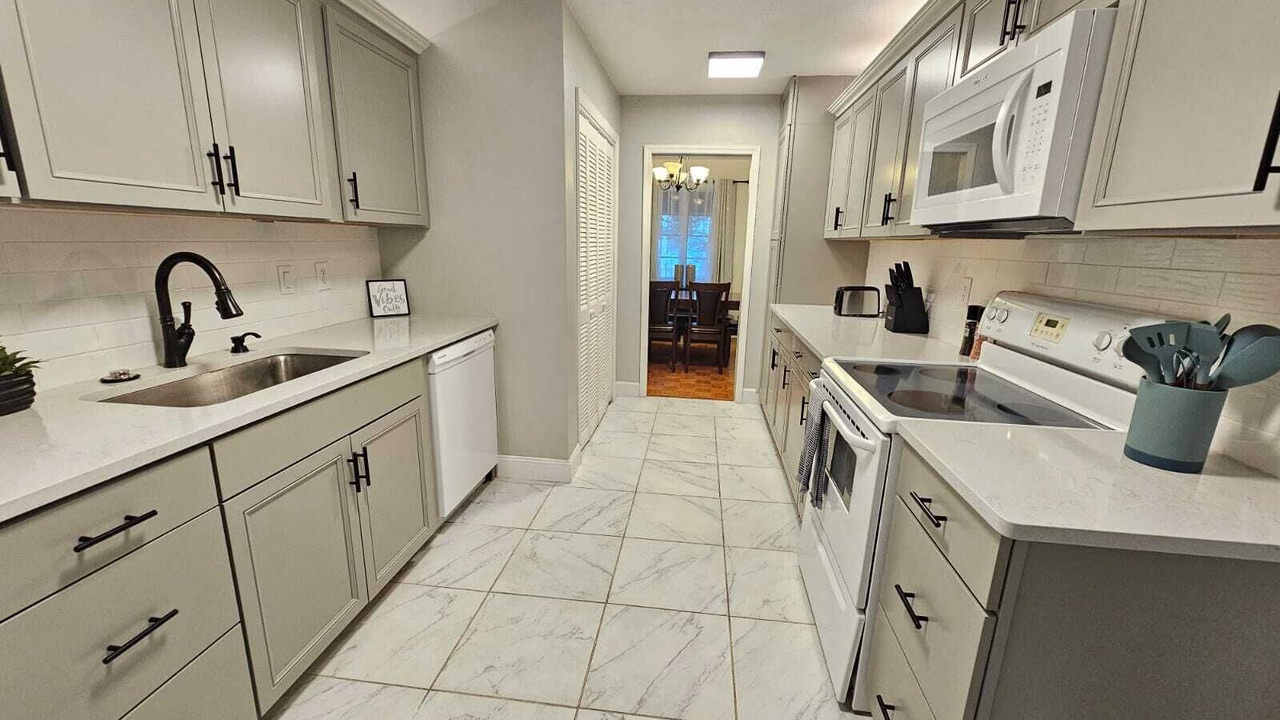 Photo of Kitchen in Colonialtown South