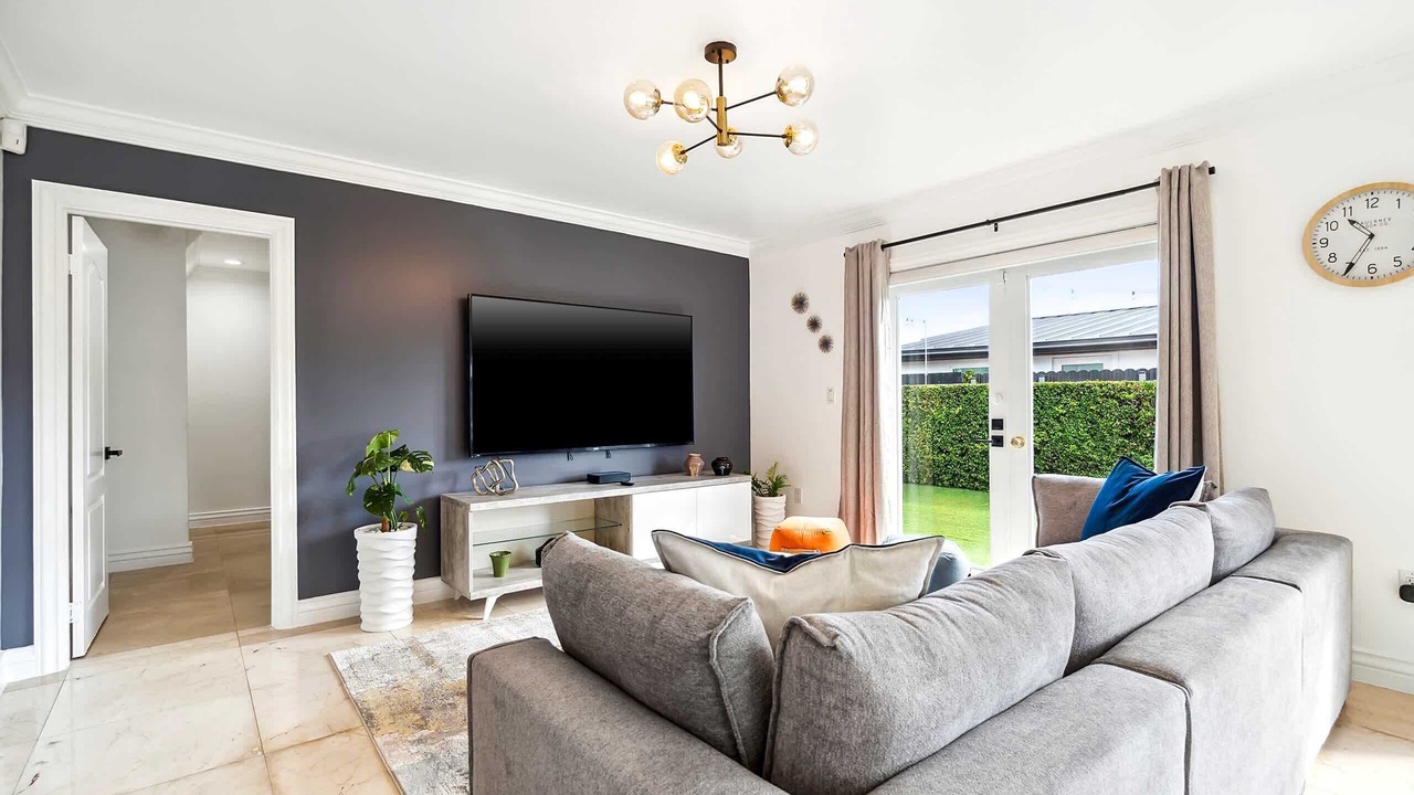 Photo of Livingroom in Coral Terrace