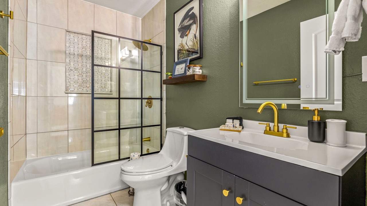 Photo of Bathroom in Oakford Park