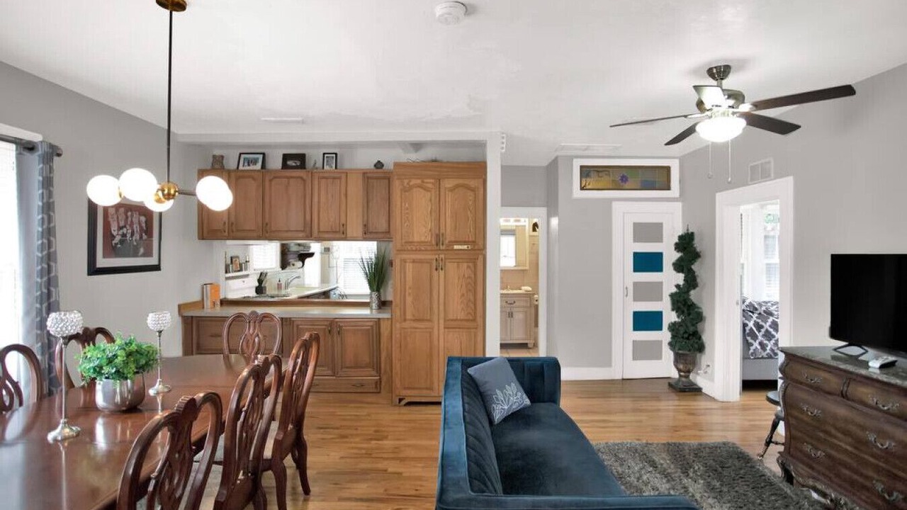 Photo of Livingroom in Gainesville