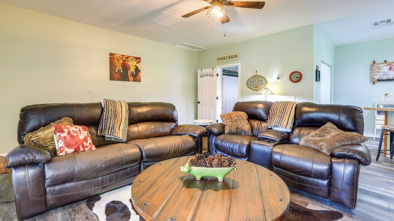 Photo of Livingroom in Palm City