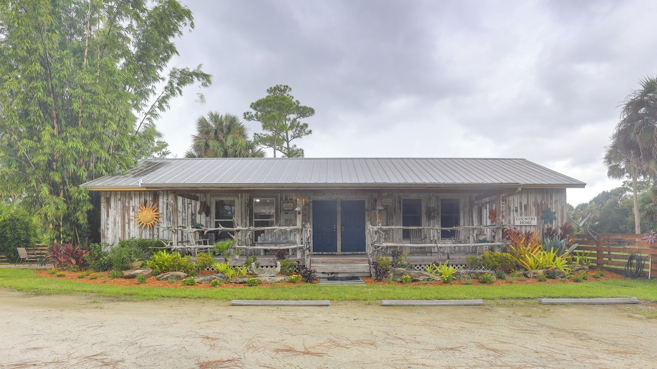 Photo of Outdoor in Palm City